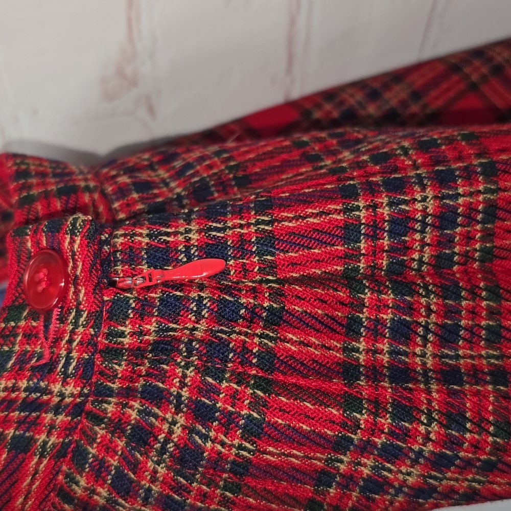 Pendleton 80's Red 100% Wool Tartan Suit Blazer & Pleated Skirt Womens Size 10P - Picture 9 of 15